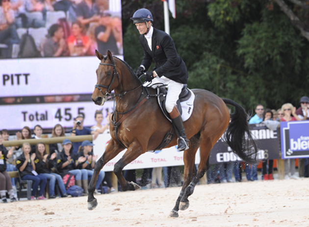 PAU CCI**** HORSE TRIALS 27 10 2013