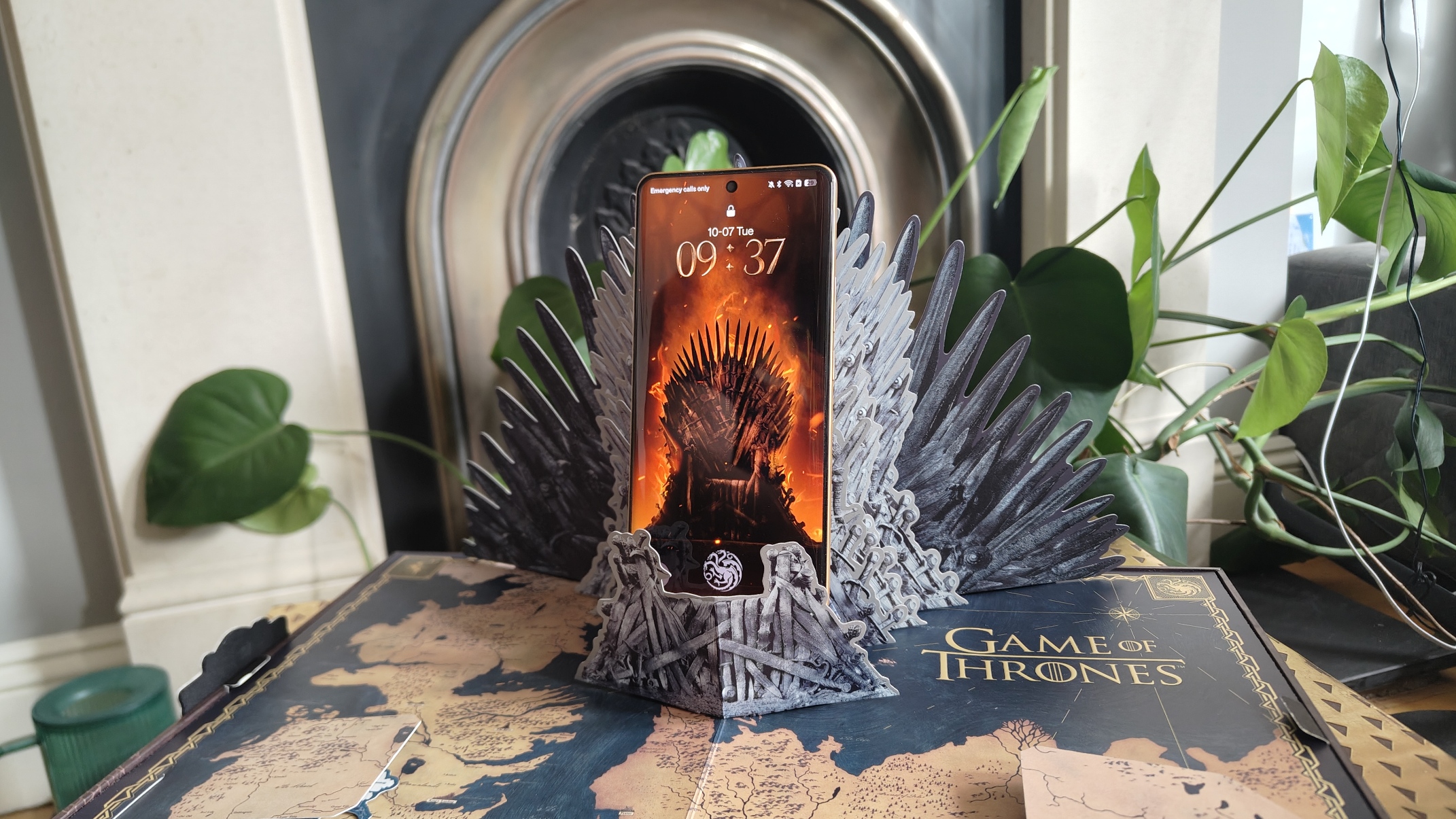 The Realme 15 Pro Game of Thrones Edition in its collectors&#039; box.
