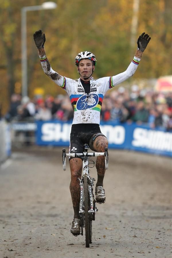 Niels Albert wins in Plzen