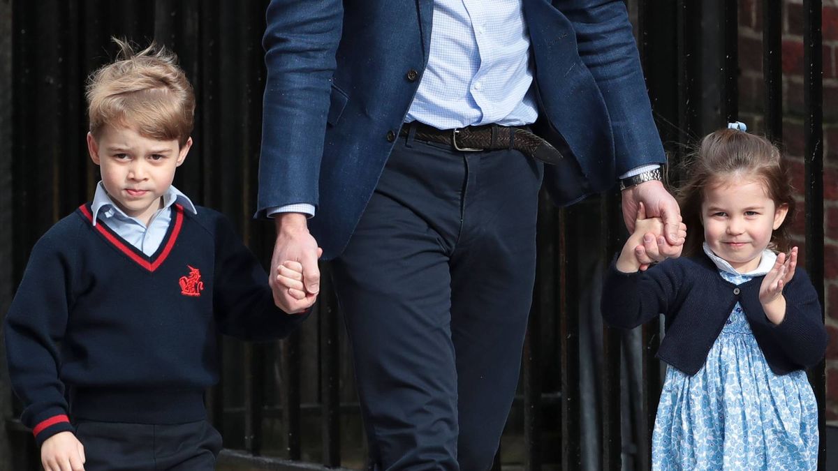 The big difference between George and Charlotte's first day at school ...