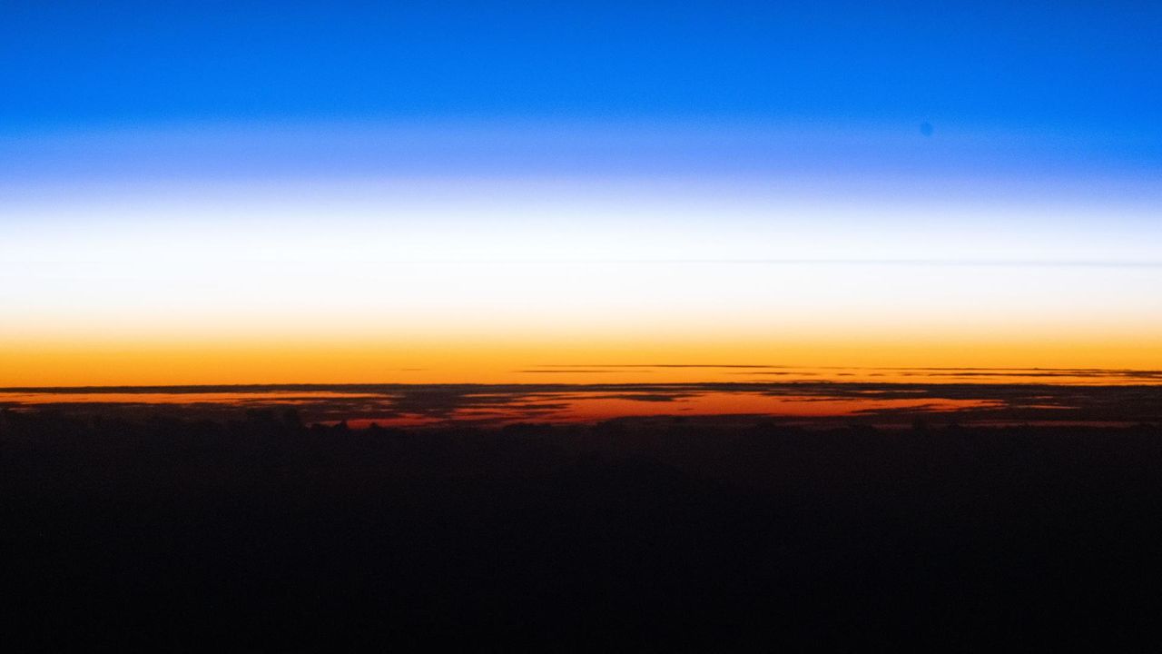 Astronaut sees sunset from space | Space photo of the day for Jan. 27, 2026