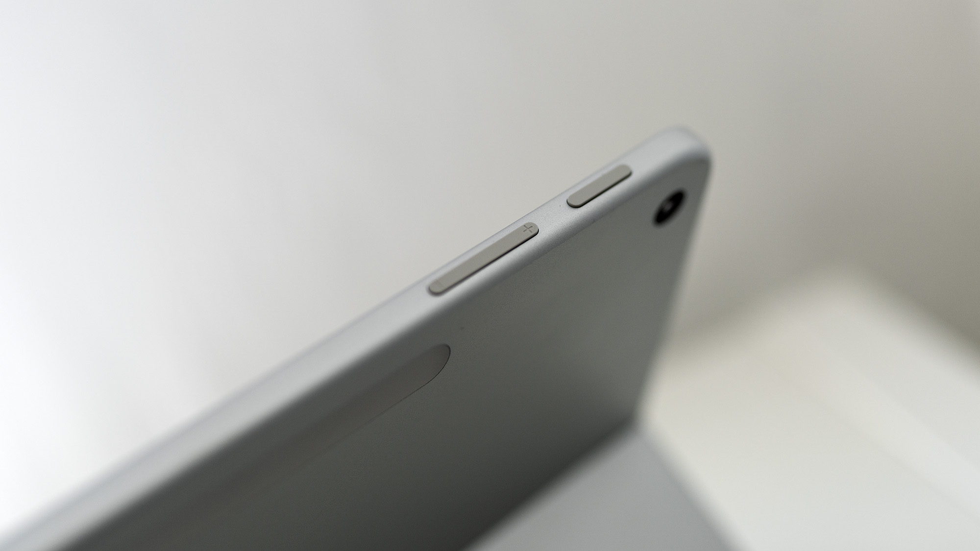 Microsoft Surface Pro 12 (2025)