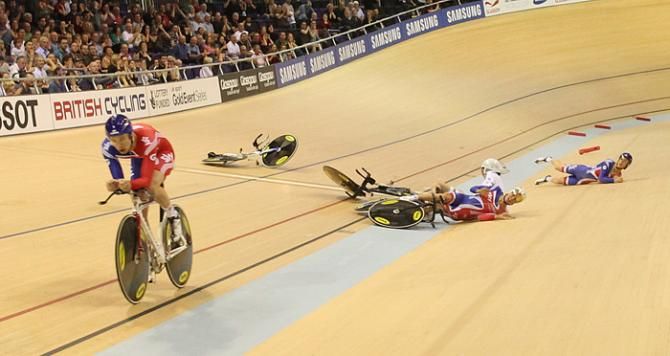 Great Britain's men's team pursuit ride ended in disaster