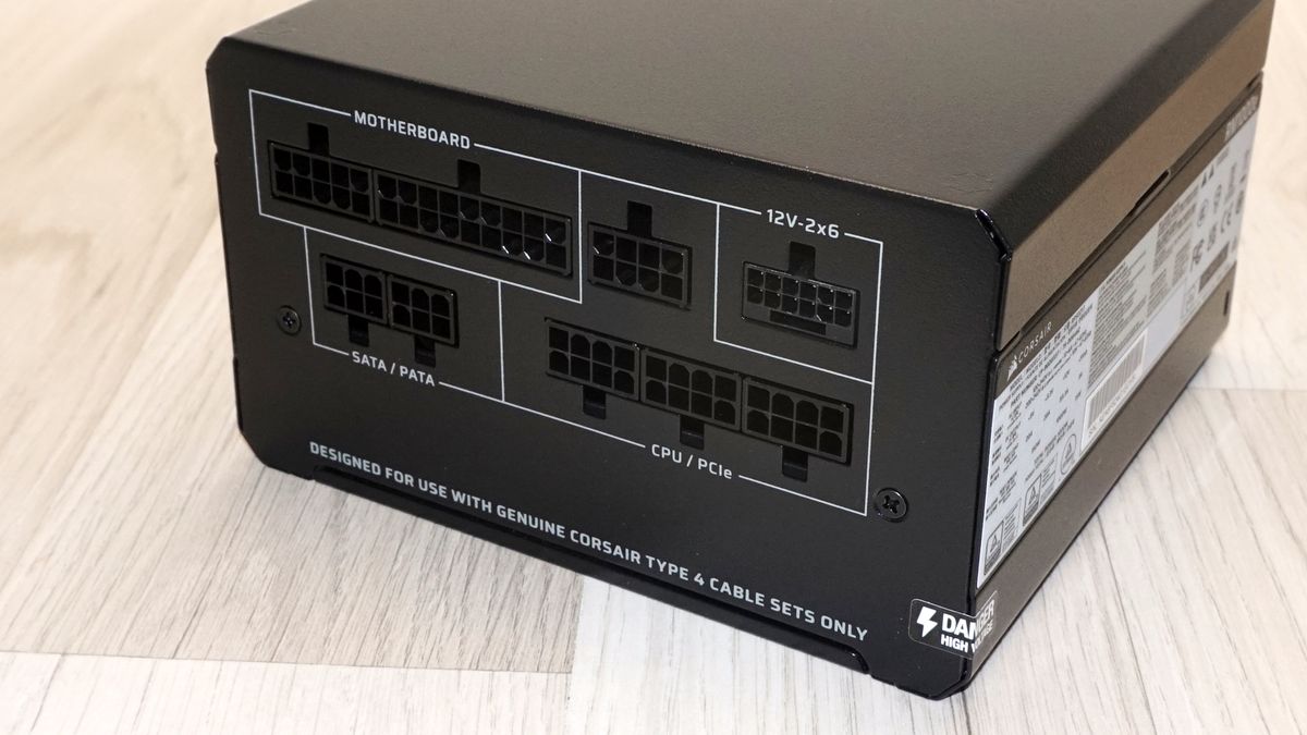 Corsair RM1000e 2026 (ThermalProtect)