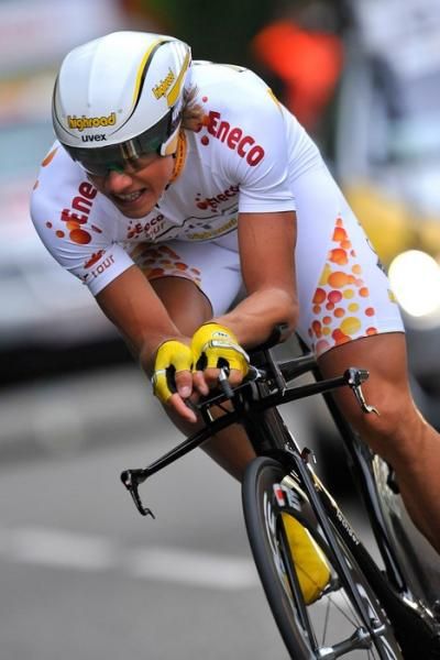 Race leader Edvald Boasson Hagen (Team Columbia-HTC) en route to winning the Eneco Tour's concluding time trial.