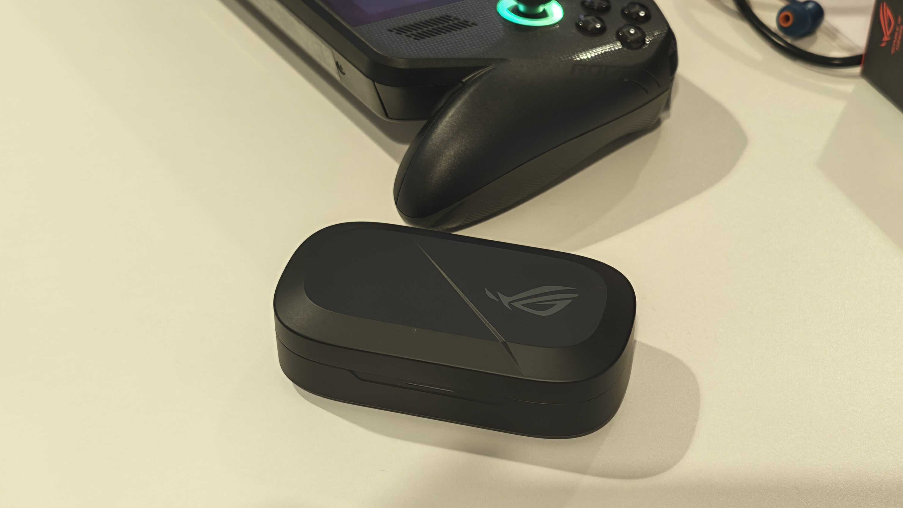 The Asus ROG Cetra Open wireless gaming earbuds.