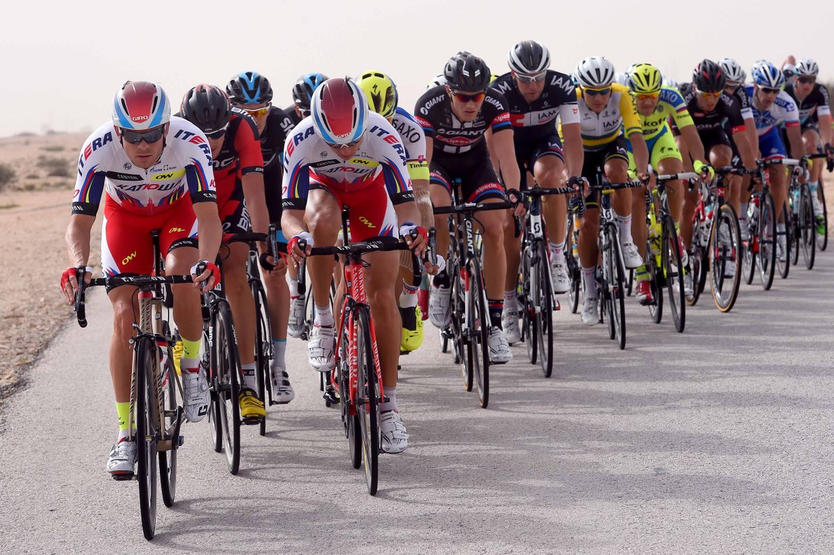Katusha works the echelon in Tour of Qatar