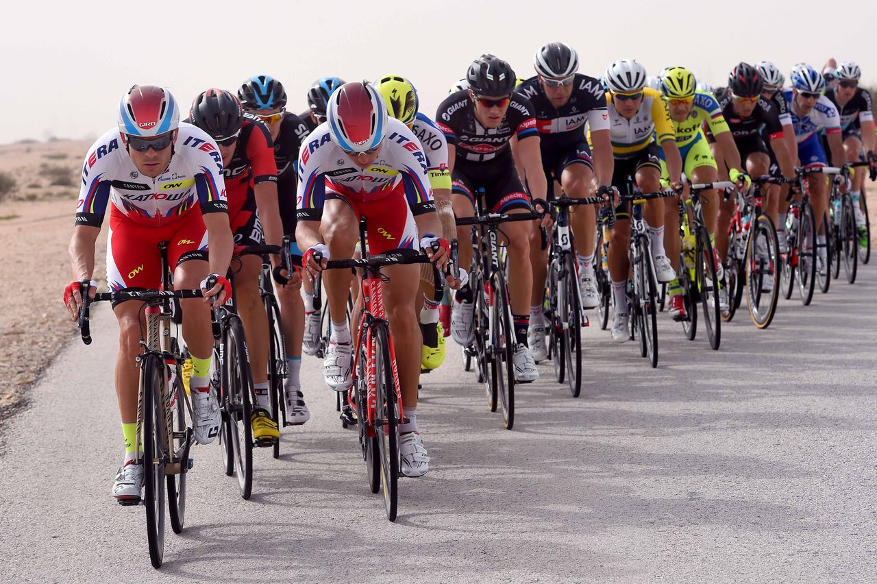 Katusha works the echelon in Tour of Qatar