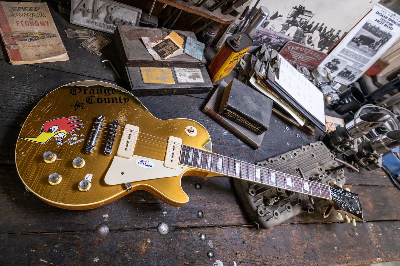 Gibson's new Mike Ness signature 1976 Les Paul Deluxe Goldtop