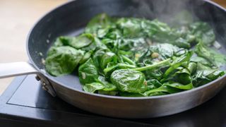 how to cook spinach