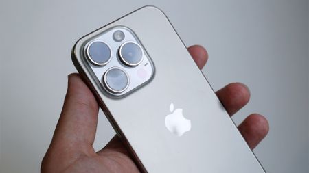 iPhone 15 Pro review back handheld angled camera