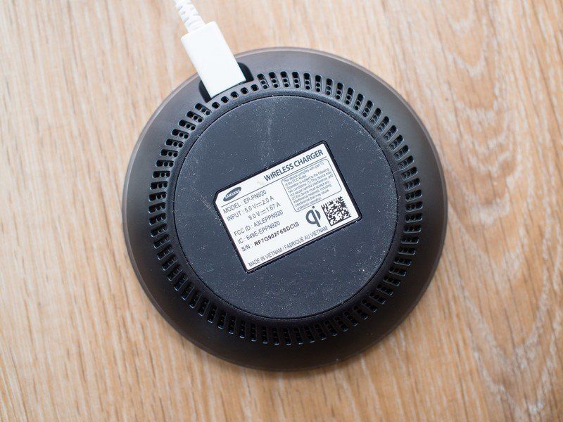 Samsung Fast Charge Qi Wireless Charging Pad