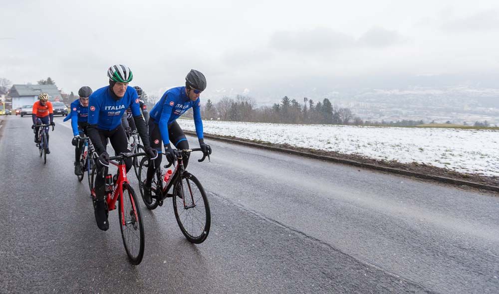 De Marchi leads Nibali and Pellizotti