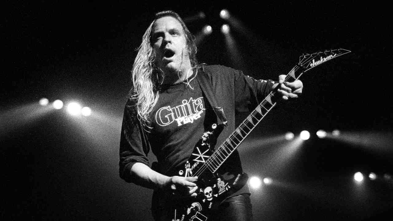 Slayer&amp;rsquo;s Jeff Hanneman performing onstage in 1991