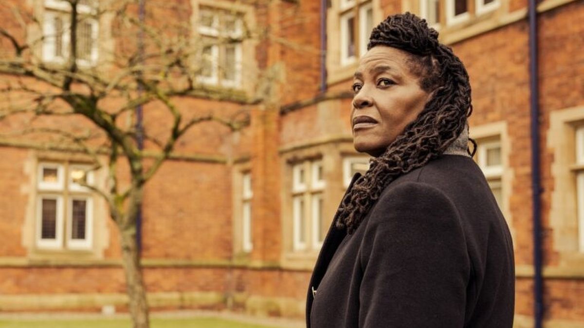 Sharon D. Clarke as DCI Ellis in Channel 5 drama Ellis