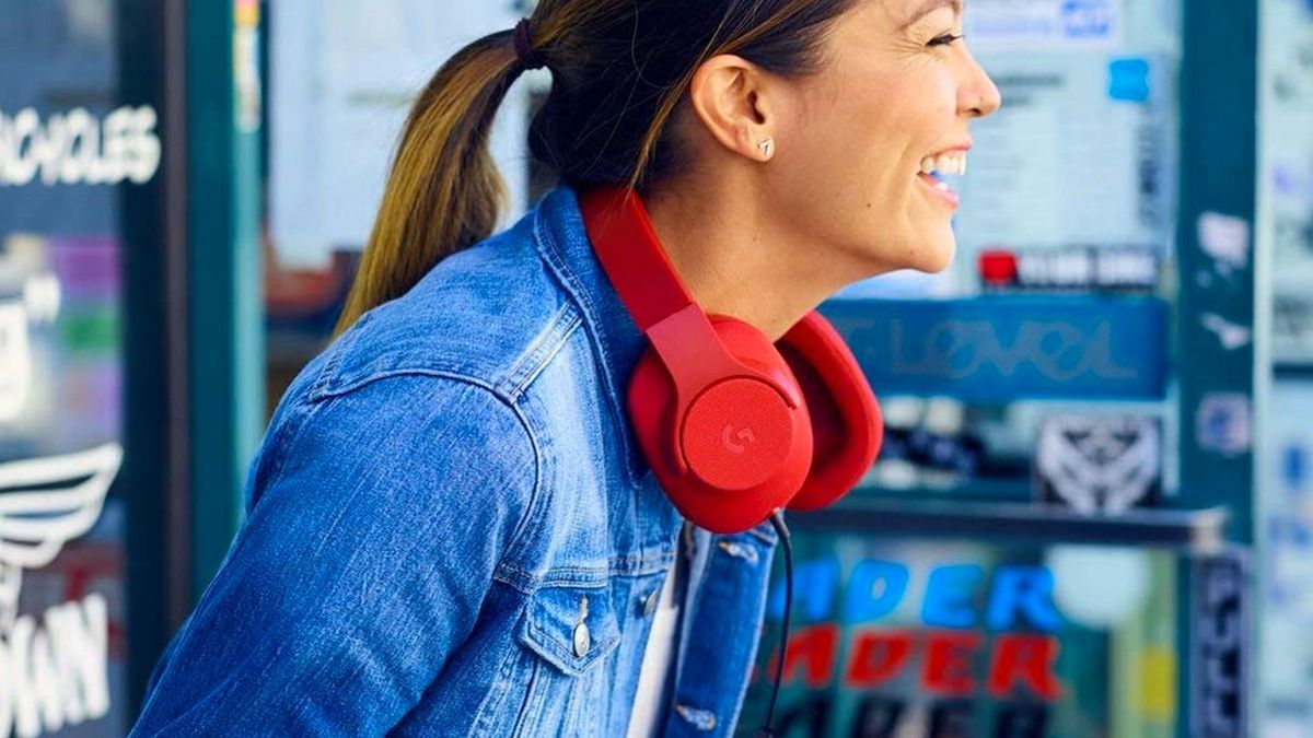 This fantastic Logitech 7.1 surround sound headset is now only £50 and works with all your consoles and other tech