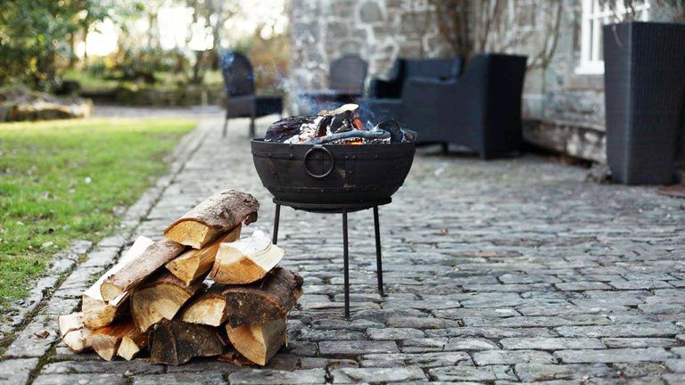 Best Garden Fire Pits 2020 Keep Warm With The Hottest Fire Pits