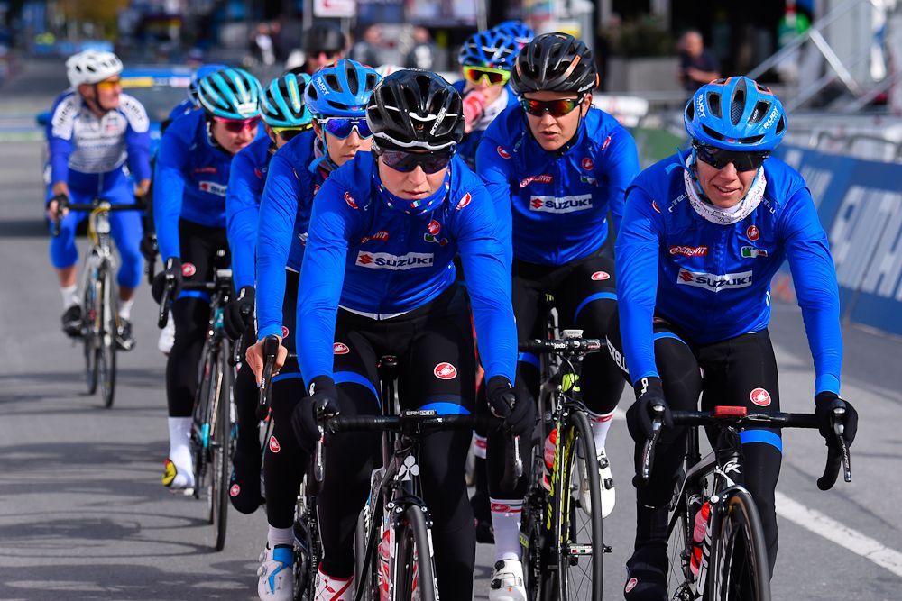 The Italain women keep pace in Innsbruck