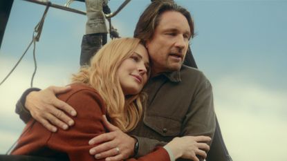 Mel and Jack take a hot air balloon ride 