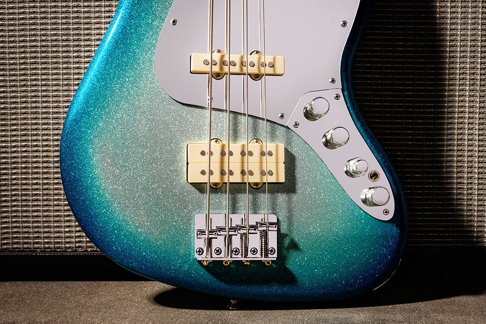 Fender Blu DeTiger Limited Edition Player Plus Jazz Bass