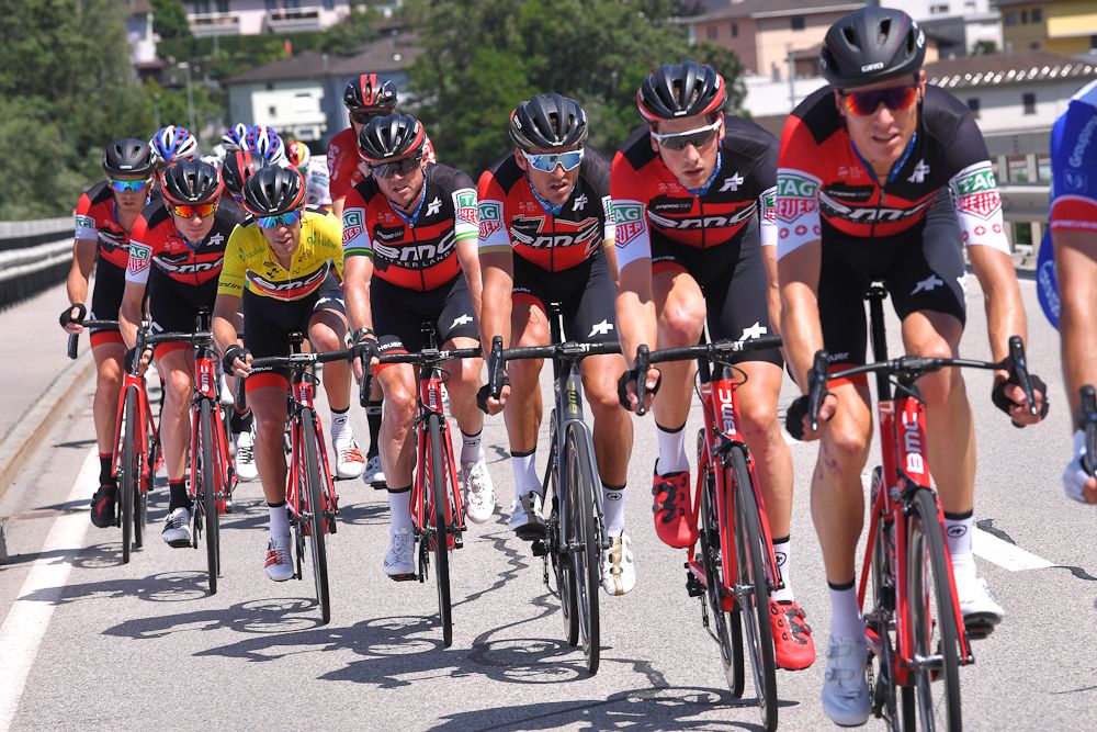 BMC lead the chase at Tour de Suisse