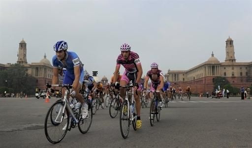 The peloton finished 2:48 minutes behind the lead group.