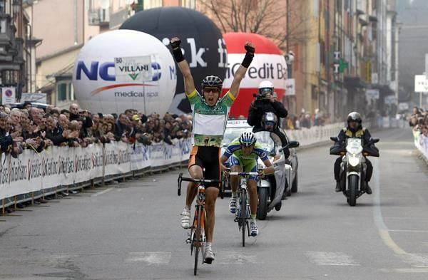 Przemyslaw Niemiec (Miche) is victorious in Pavullo.