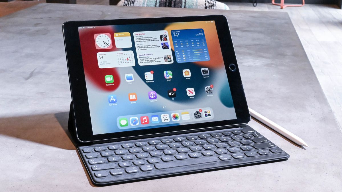 9to5Mac on X: 14.1-inch iPad Pro rumored for early 2023. What's