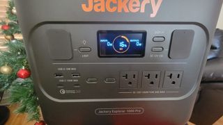 Jackery Solar Generator 1000 Pro front