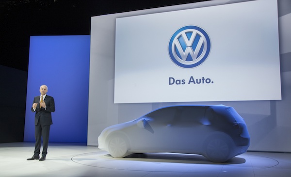 WorldStage Helps Celebrate VW Golf with 3D Projection Mapping