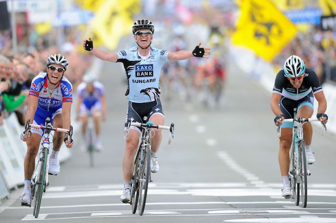 So close! Chavanel misses out at the 2011 Tour of Flanders to Nick Nuyens