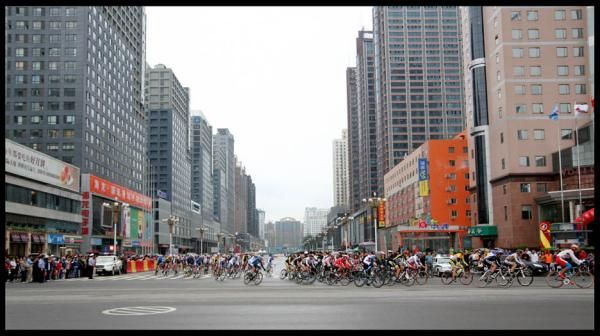 City-centre racing in Shijiazhuang