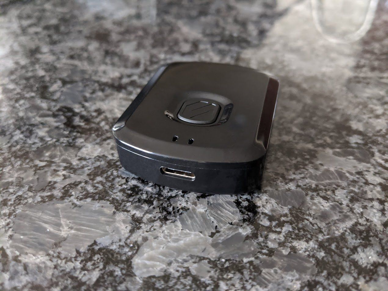 Scosche Flytunes Wireless Audio Adapter