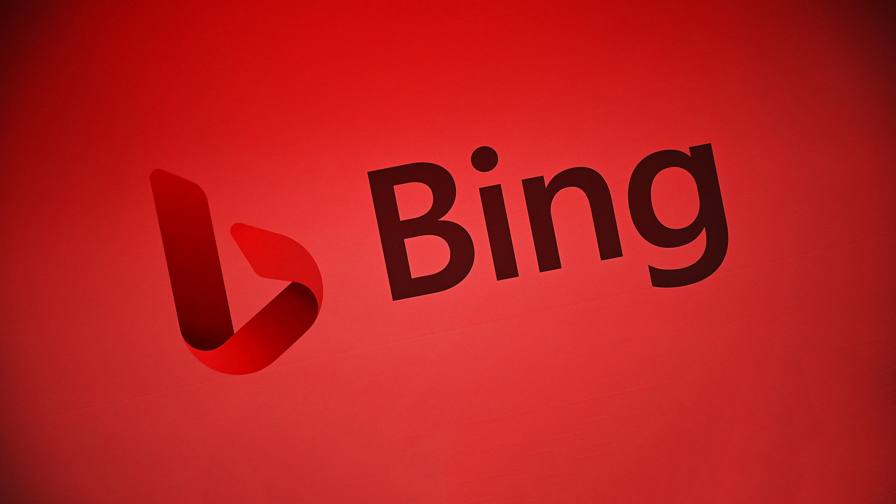 El color de Bing cambió a rojo.