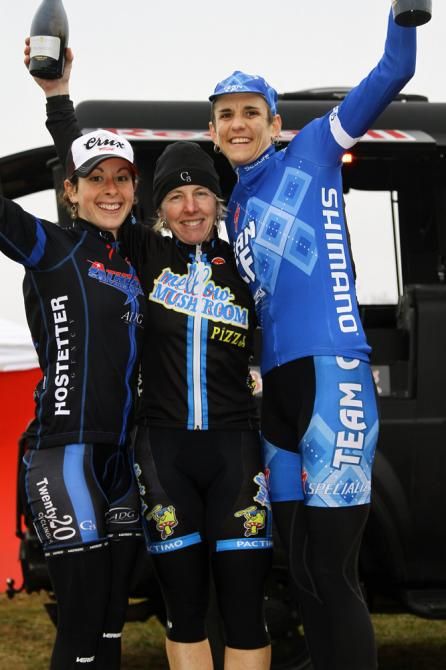 Arley Kemmerer (C3-Athletes Serving Athletes) takes 2nd place, Laura Van Gilder (Mellow Mushroom) wins 1st place, Nicole Thiemann (Team CF) is 3rd.