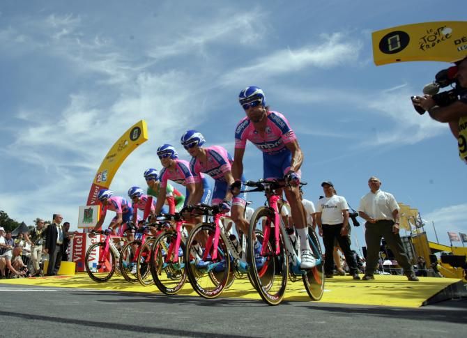 Lampre gets underway for its TTT in 2011