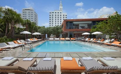 Beach view hotels in Miami