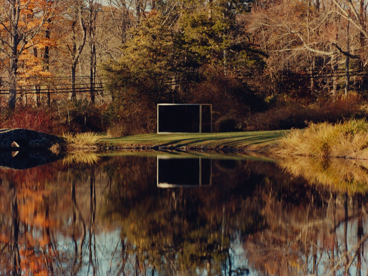 Mallin Collection Dan Graham, Fun House for Mallin, 1999, two way mirror glass, stainless steel at Buckhorn Sculpture Park