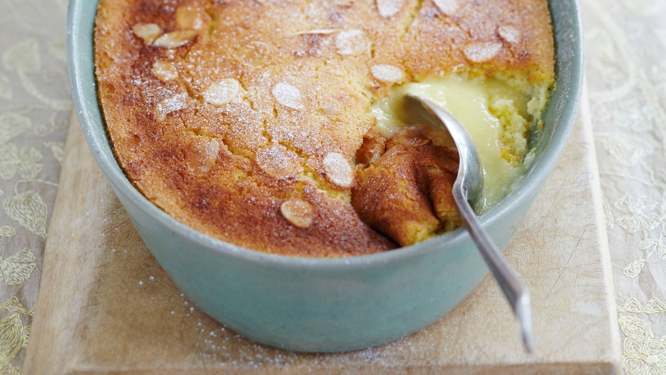Lemon self saucing pudding recipe