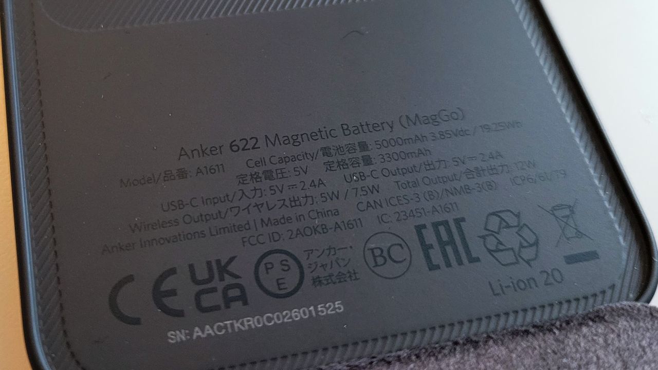 Anker 622 magnetic battery MagGo magsafe qi wireless charging
