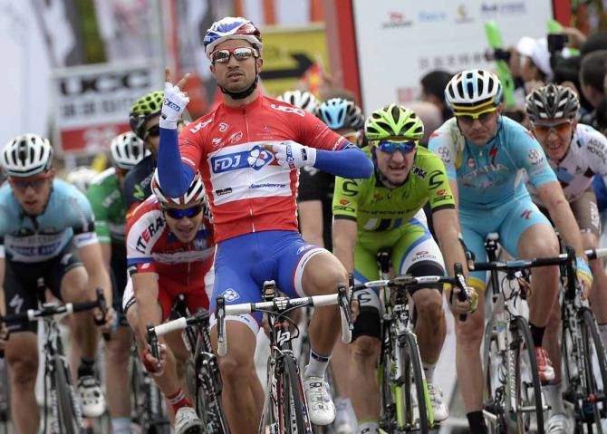 Nacer Bouhanni (FDJ) was clinical in picking off his second win on stage 3.