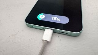 Charging status bar on a Galaxy S25 Plus screen