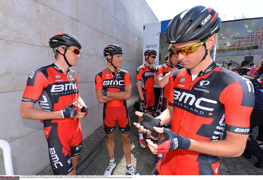 Stetina and his BMC teammates before the start of stage 1