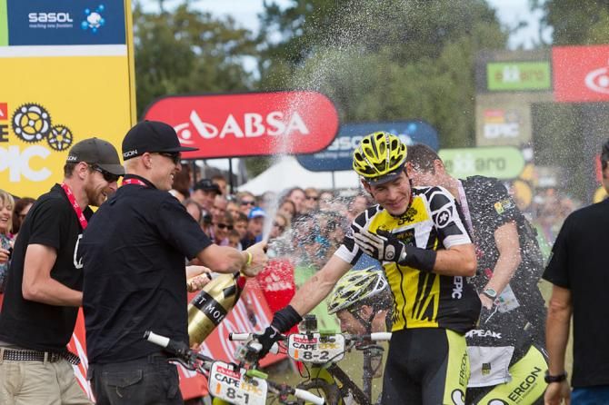 Robert Mennen and Team Topiek Ergon Racing celebrate their overall victory