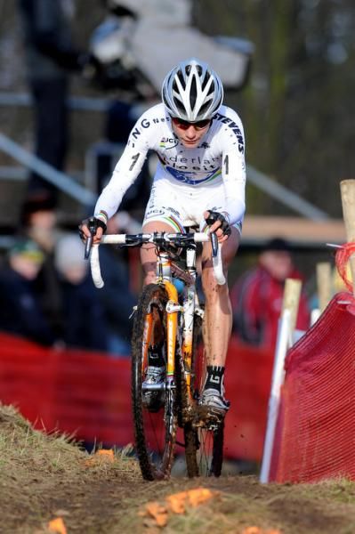 World champion Marianne Vos (Nederland Bloeit) en route to victory in Leuven.
