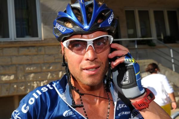 Matteo Carrara (Vacansoleil), the new leader of the Tour of Luxembourg, spreads the good news.