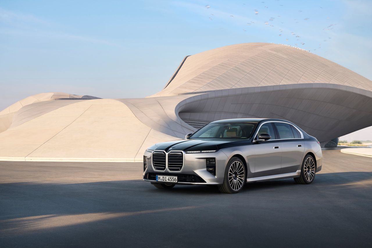 Exterior views of the new 7 Series