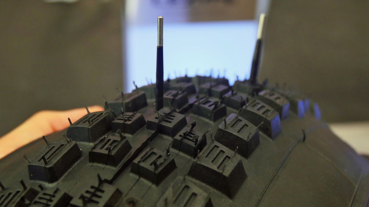 Lezyne Tubeless Pro plug