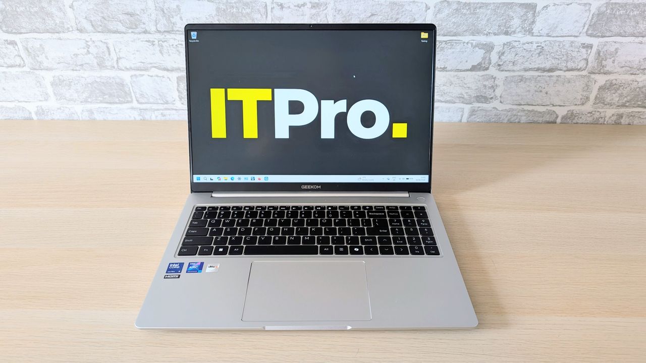 The Geekom A16 on a desk