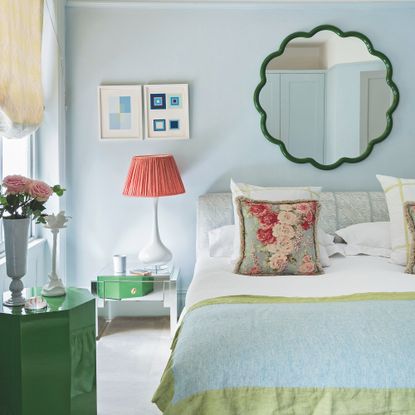 happy colours for bedroom decoration blue and green